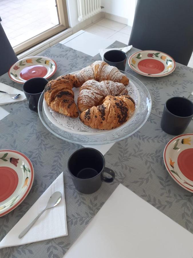 مبيت وإفطار Madonna Della Pace La Casa Di Roberto المظهر الخارجي الصورة